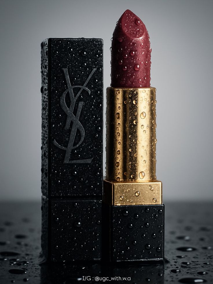 YSL Touche Éclat Highlighter Pen